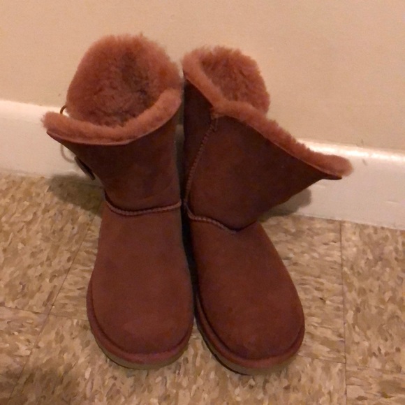 SOLD - Mauve Ugg Boots - Picture 2 of 6